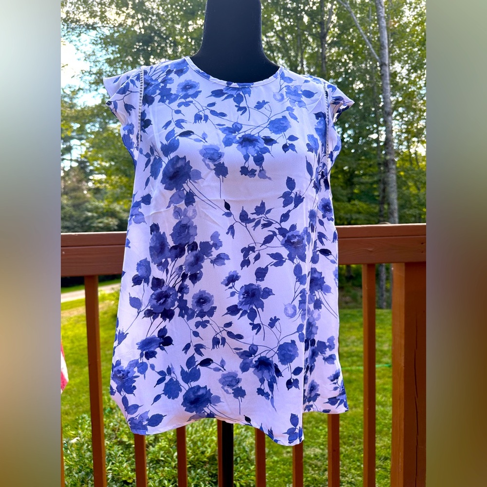 Counterparts Floral Blue Women's Top